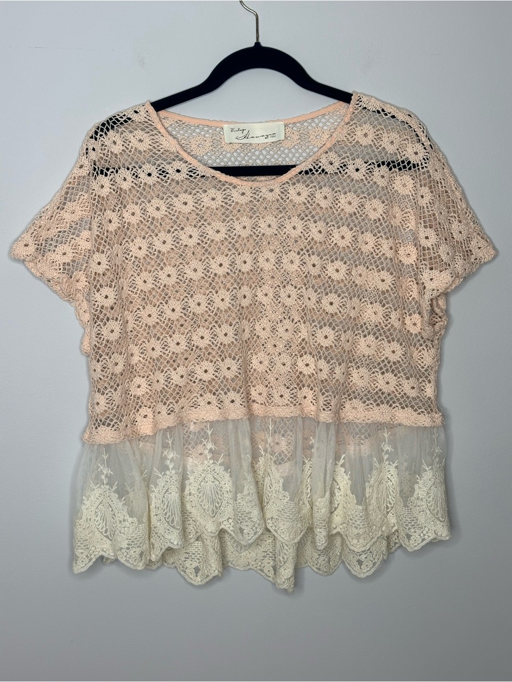 Vintage bundle set 3 pieces  XL Peach Crochet Lace Overlay Top with Cream Lace